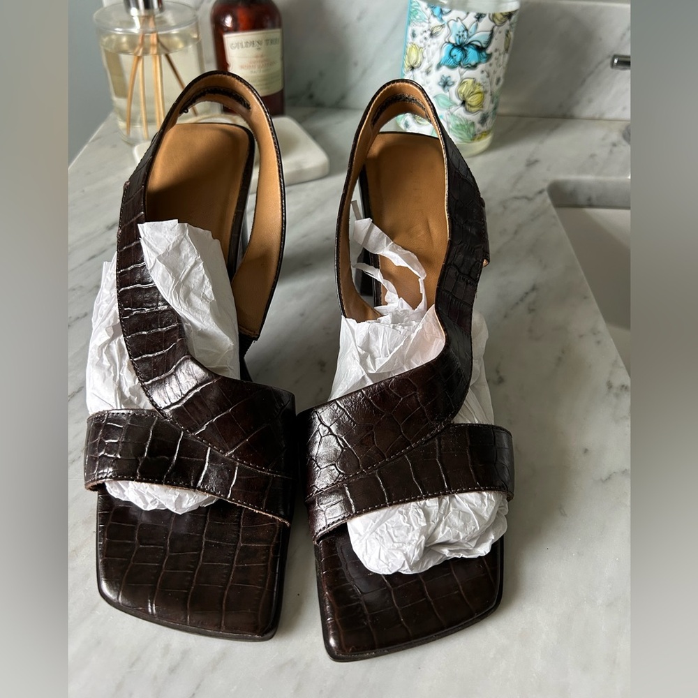 Nine West Dark Brown Croc-Embossed Heels